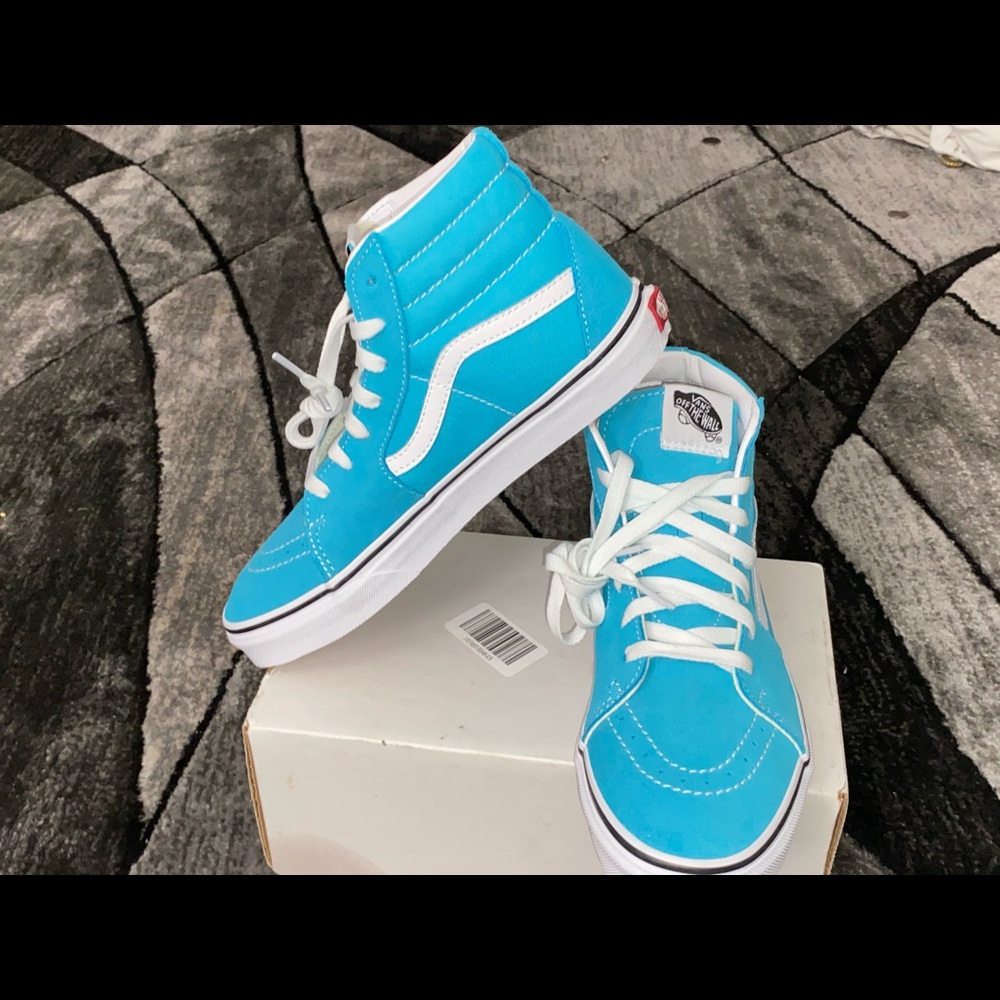New Hi Top Vans - Picture 5 of 6